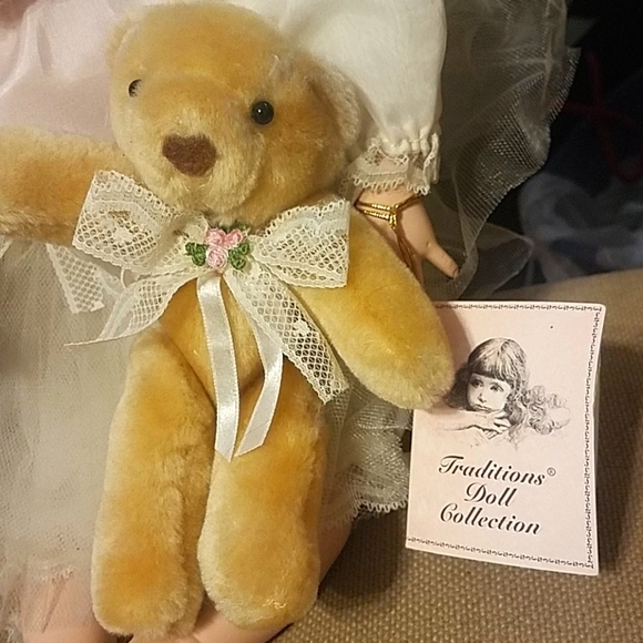 Porcelain Baby Doll Angel - Picture 4 of 4